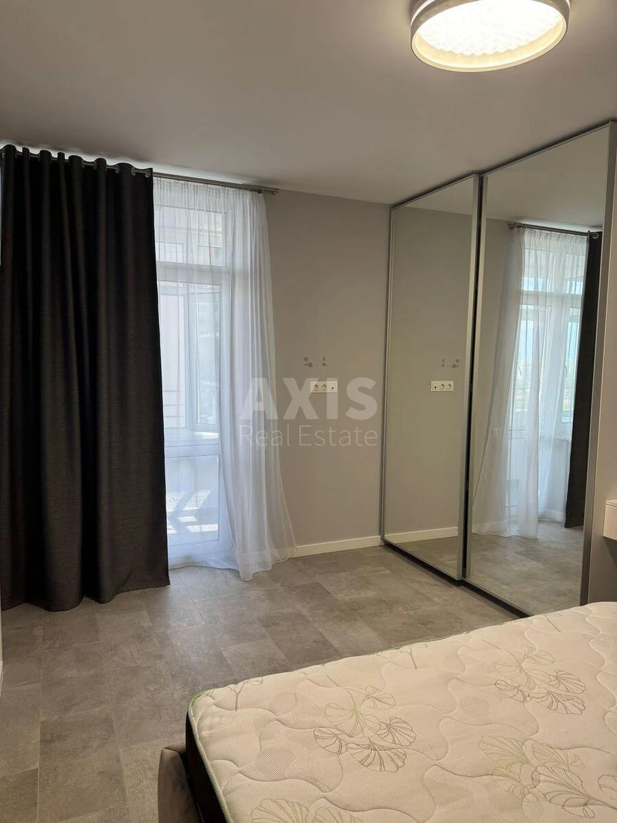 2k apartment vul. Lypkivs'kogo Vasylja Mytropolyta 37В687393