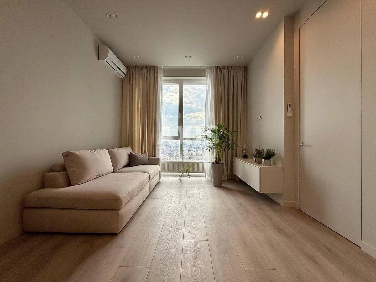 1k apartment vul. Bul'varno-Kudrjavs'ka Fifteen A675091