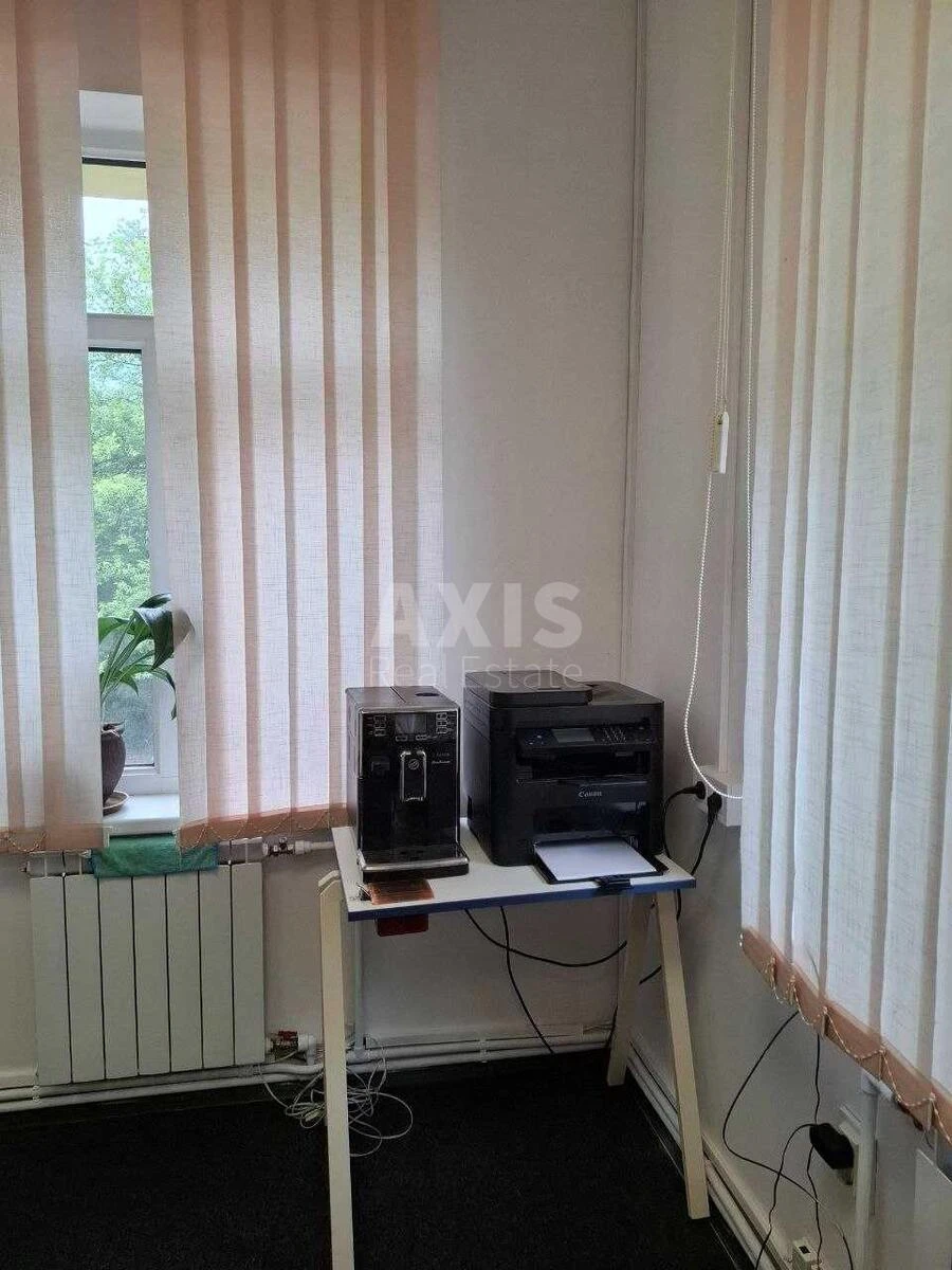 Office vul. Teligy Oleny 6, 38m2687244