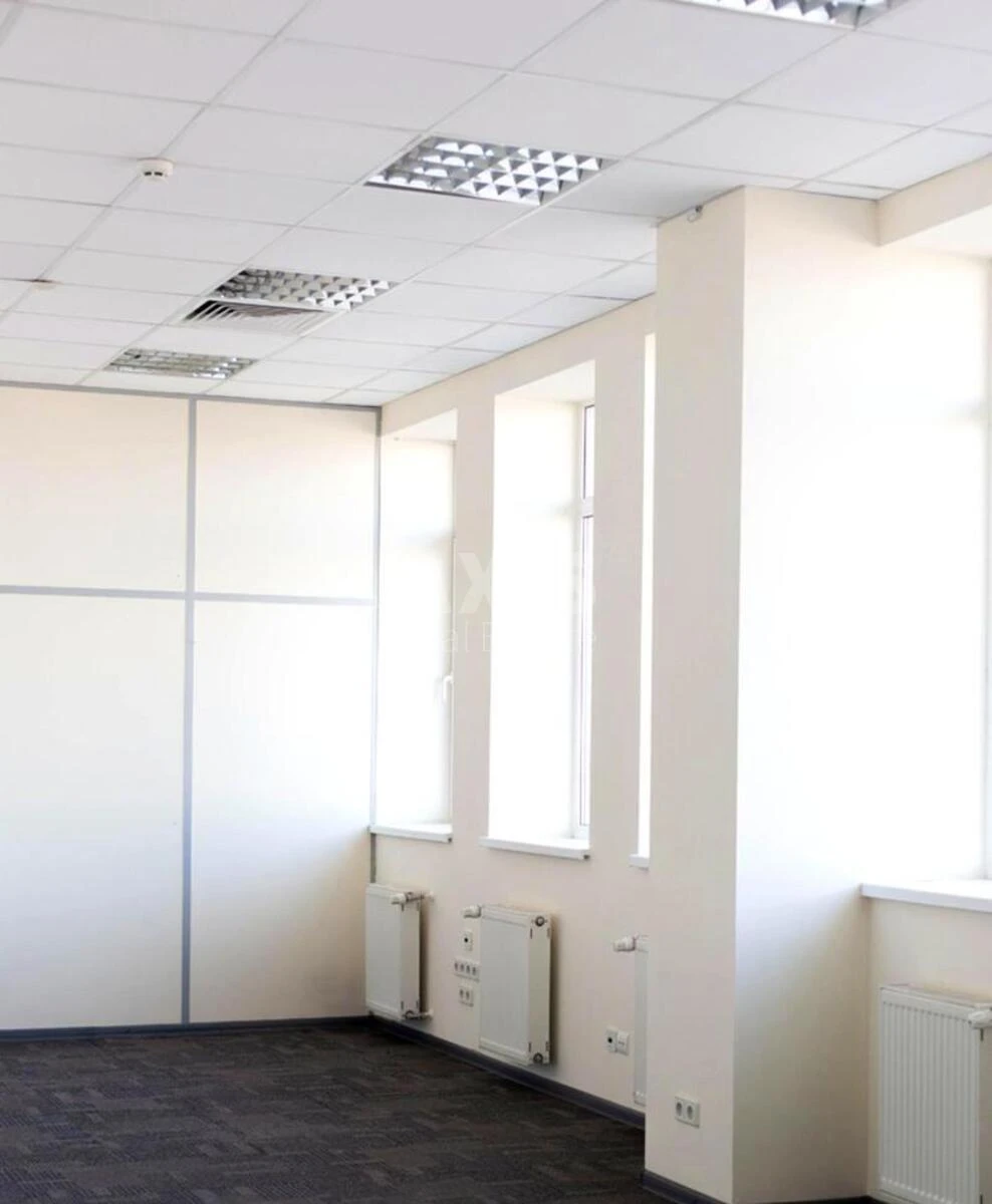 Office vul. Pymonenka Mykoly 13, 700m2660180