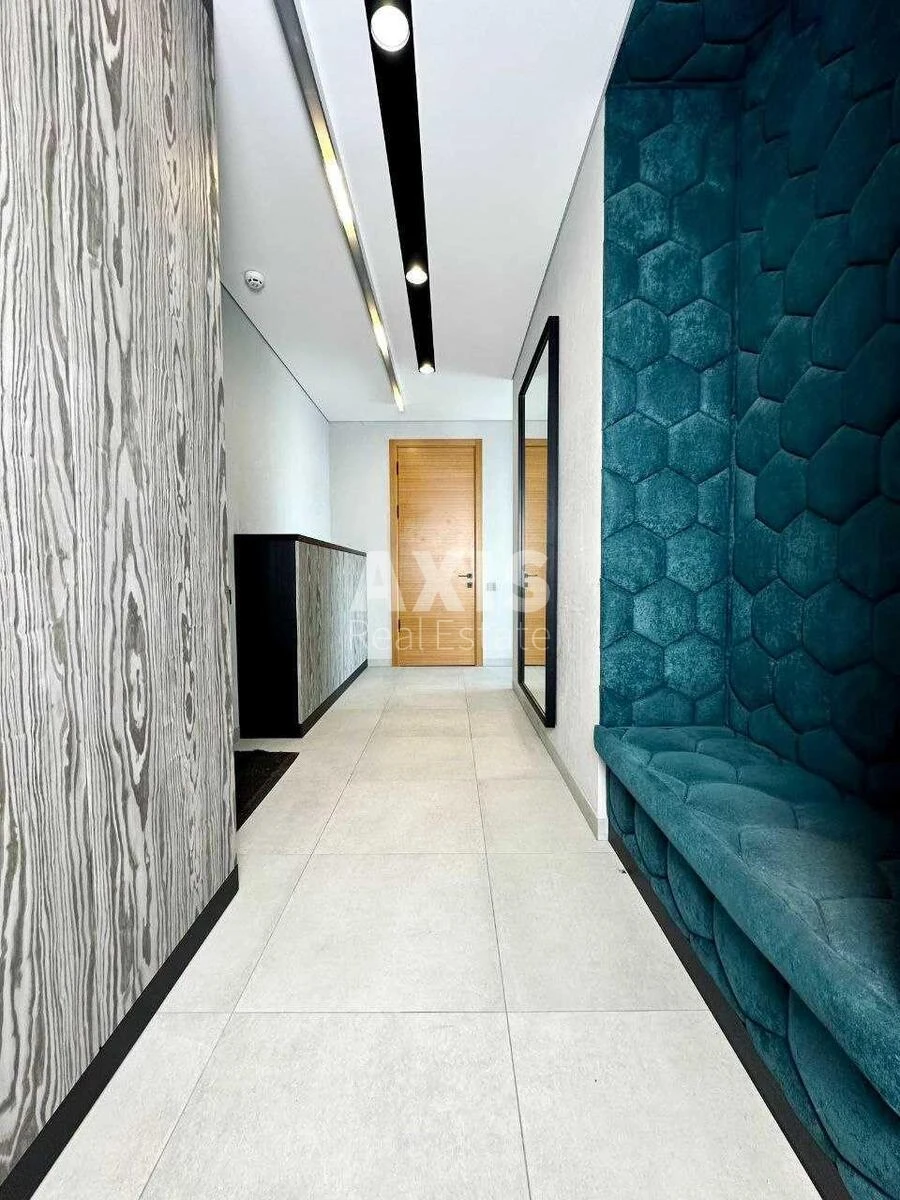 5k apartment vul. Malynovs'kogo Marshala 4В602003