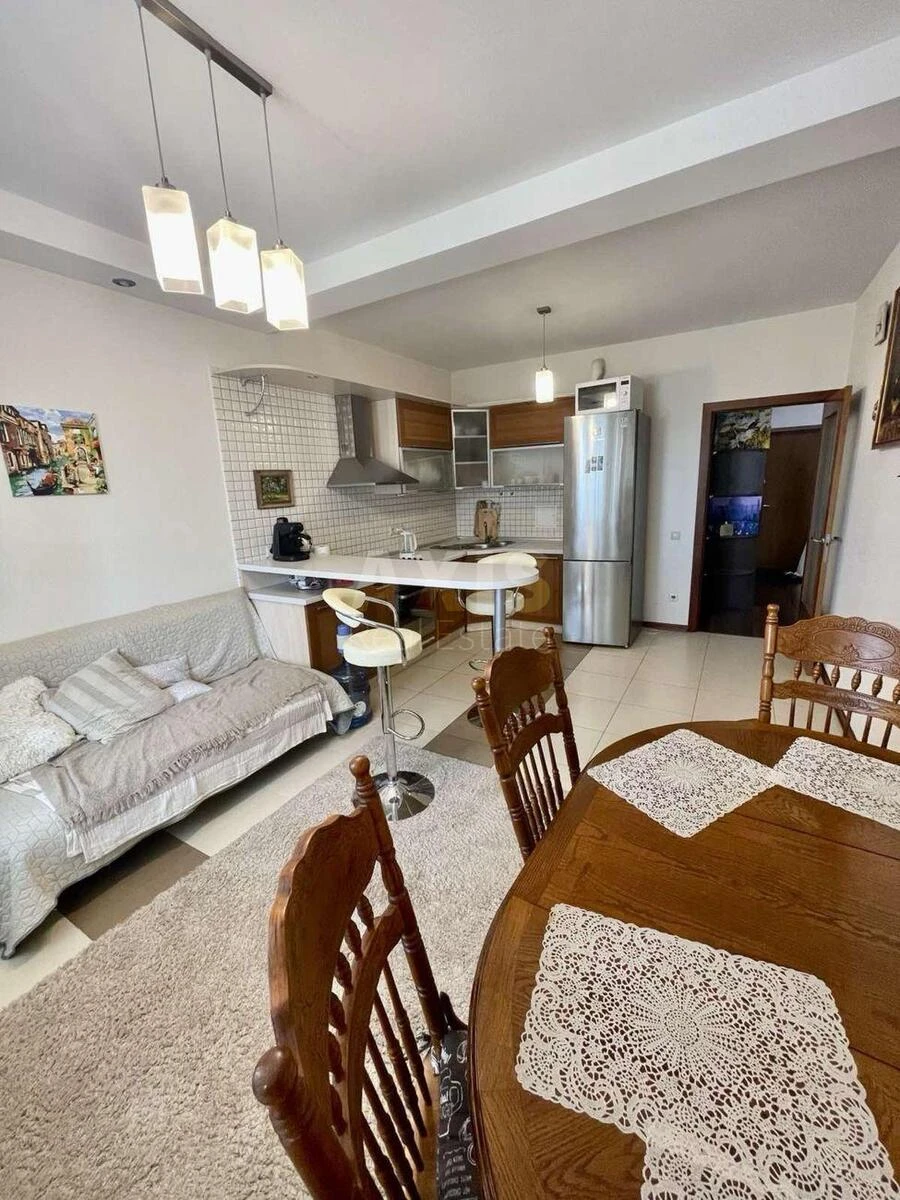 1k apartment vul. Vasyl'kivs'ka 37656640