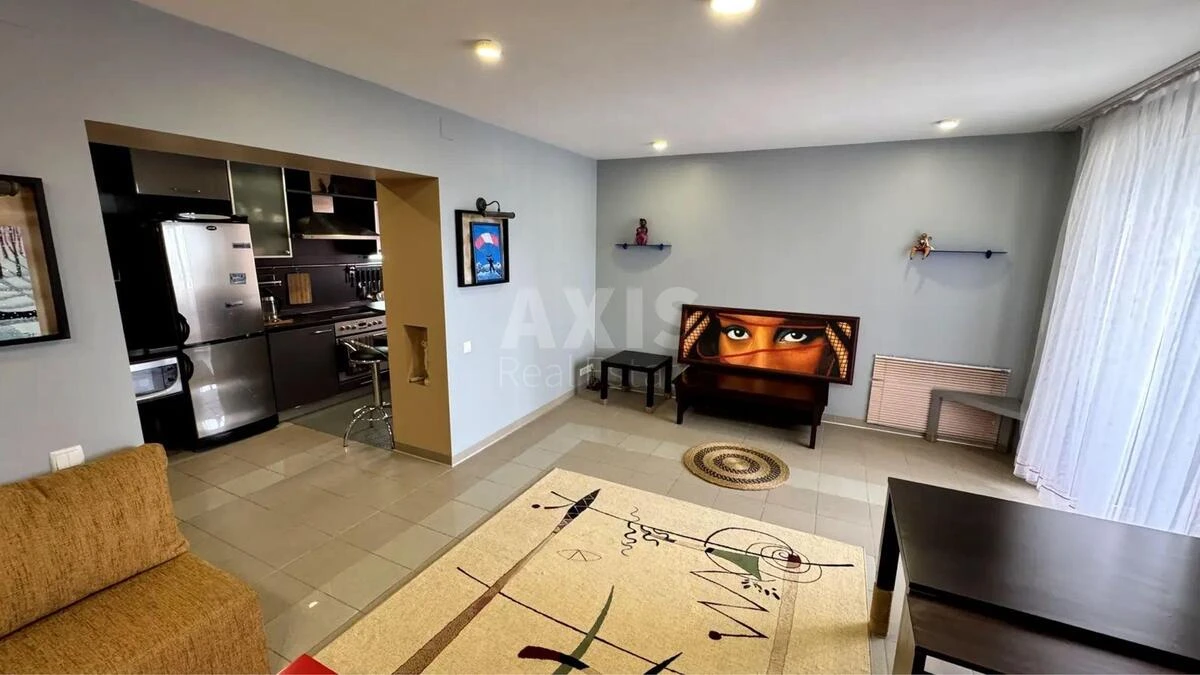 2к квартира пр-т Тычины Павла 4599686