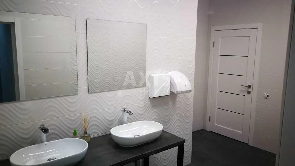 Trade object vul. Surykova 3А, 330m2674244