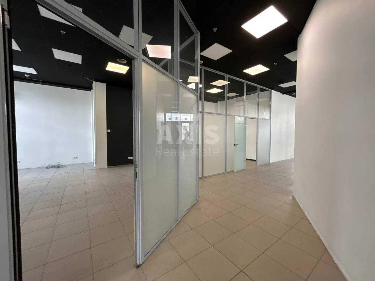 Office vul. Velyka Vasyl'kivs'ka 72, 357m27100313