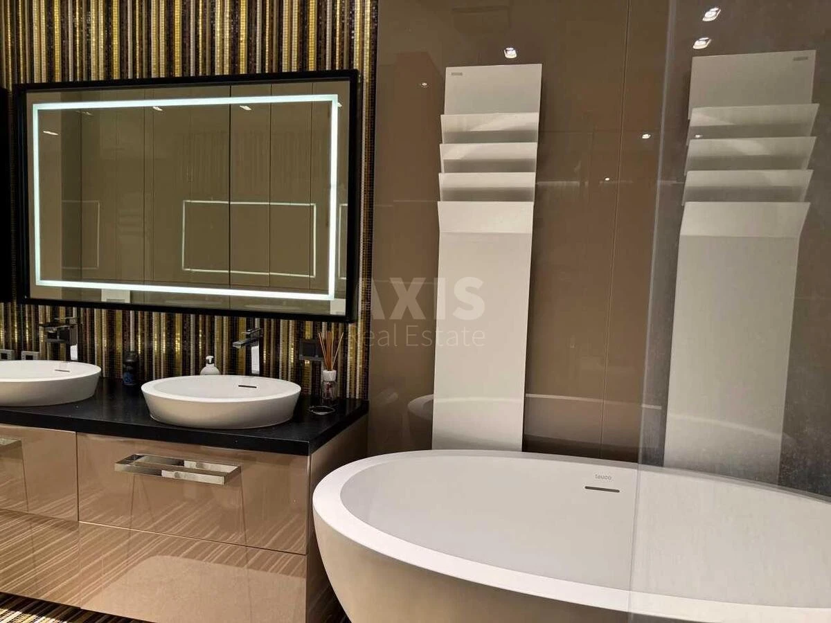 4k apartment vul. Andriya Verkhohlyada 186943111