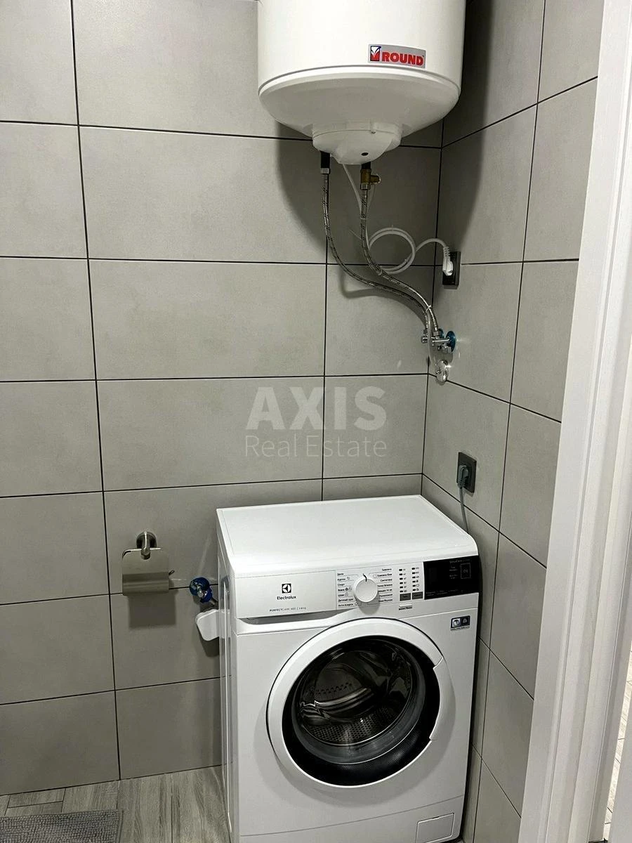 1k apartment bul. Ryl's'kogo Tadeja 1647649