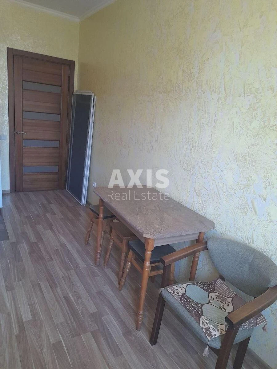 2k apartment vul. Volodymyra Naumovycha 4А643490