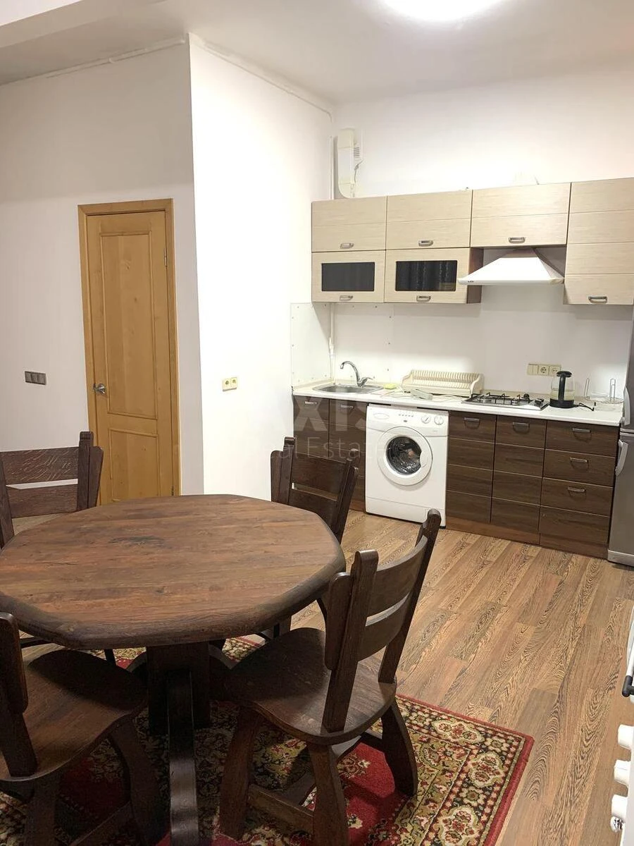 3k apartment pr-t Berestejskij 75/269767