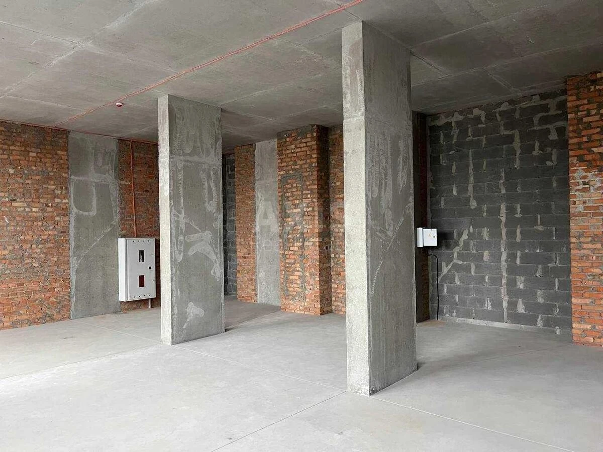 Trade object vul. Rodyny Kristeriv 2, 77m2652035