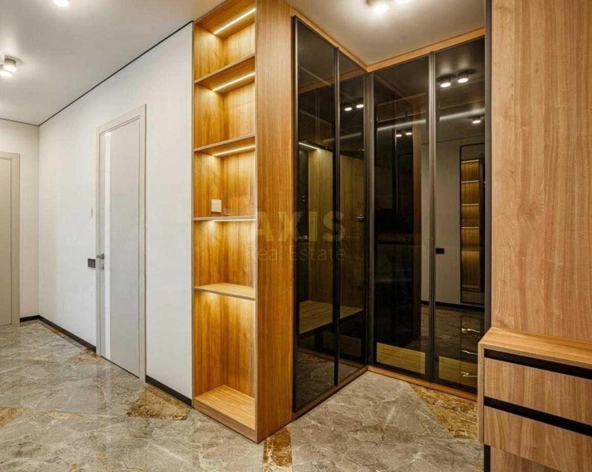 3k apartment nab. Dniprovs'ka 15627493