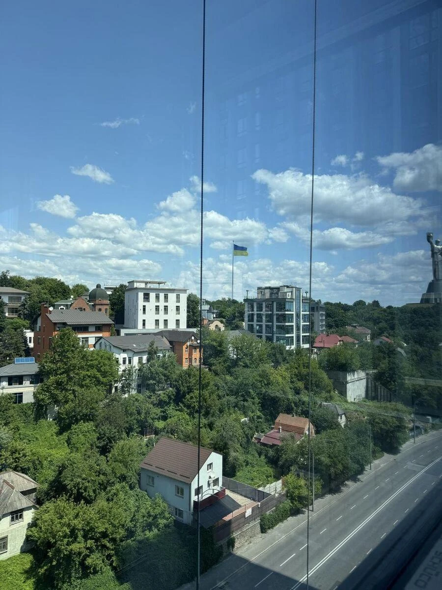 3k apartment vul. Staronavodnyc'ka 42584767