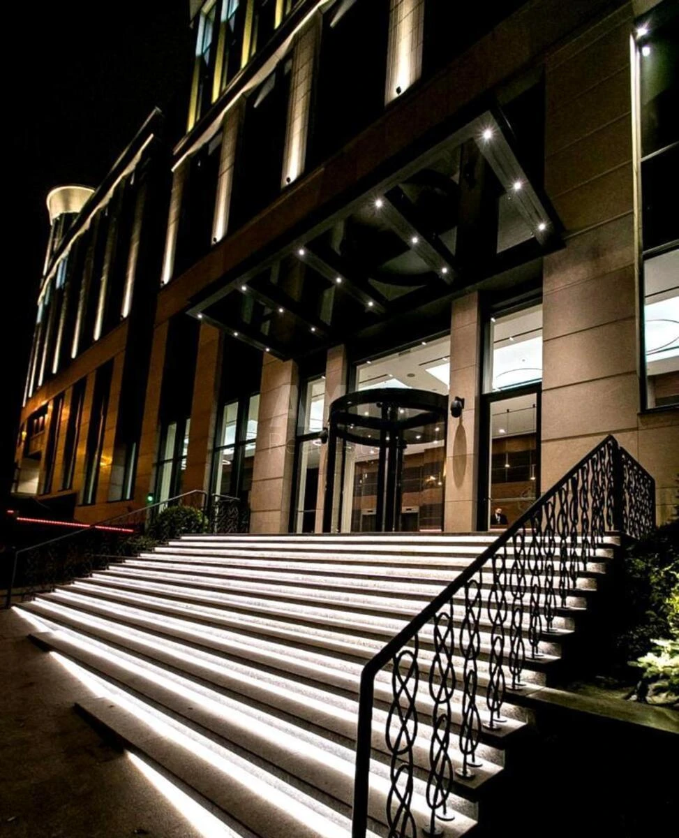 Офис ул. Сагайдачного Петра 1, 972м2660001