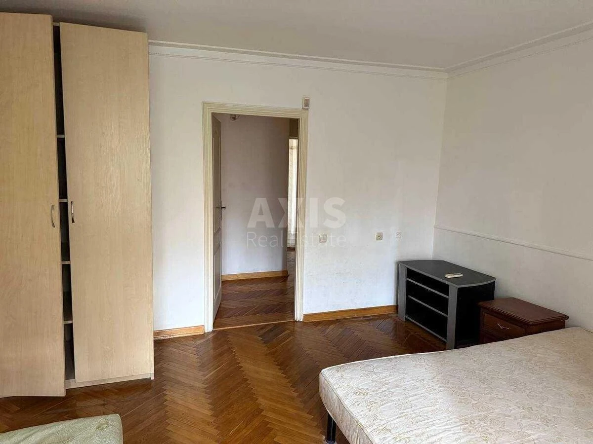 3к квартира ул. Антоновича 88706744