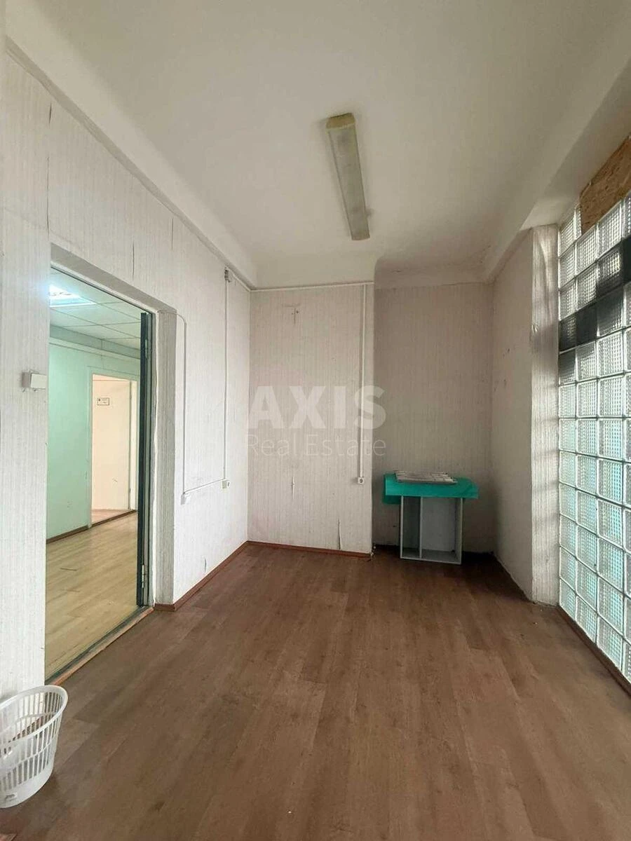 Office vul. Jevgena Konoval'cja 2, 277m2679987