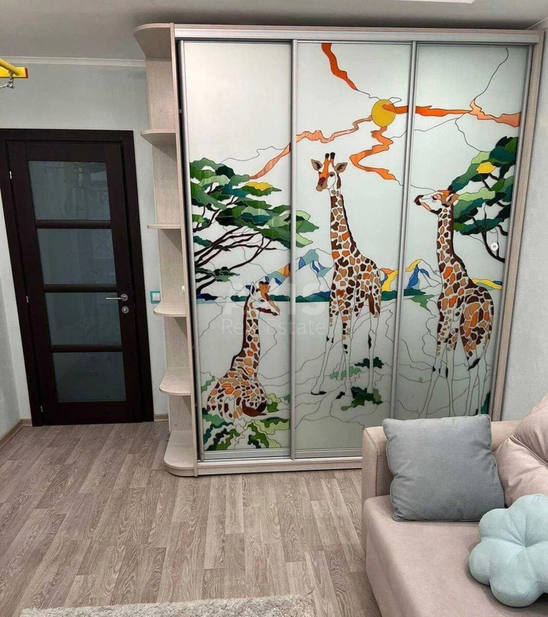 3k apartment vul. Vyshnjakivs'ka 136472910