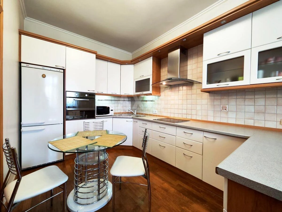 3k apartment vul. Bul'varno-Kudrjavs'ka 11А650410