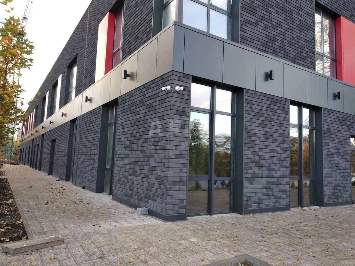 1k apartment vul. Bulahovs'kogo Akademika 2700245