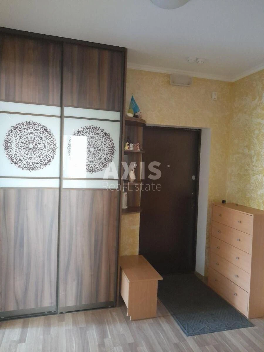 2k apartment vul. Volodymyra Naumovycha 4А643495