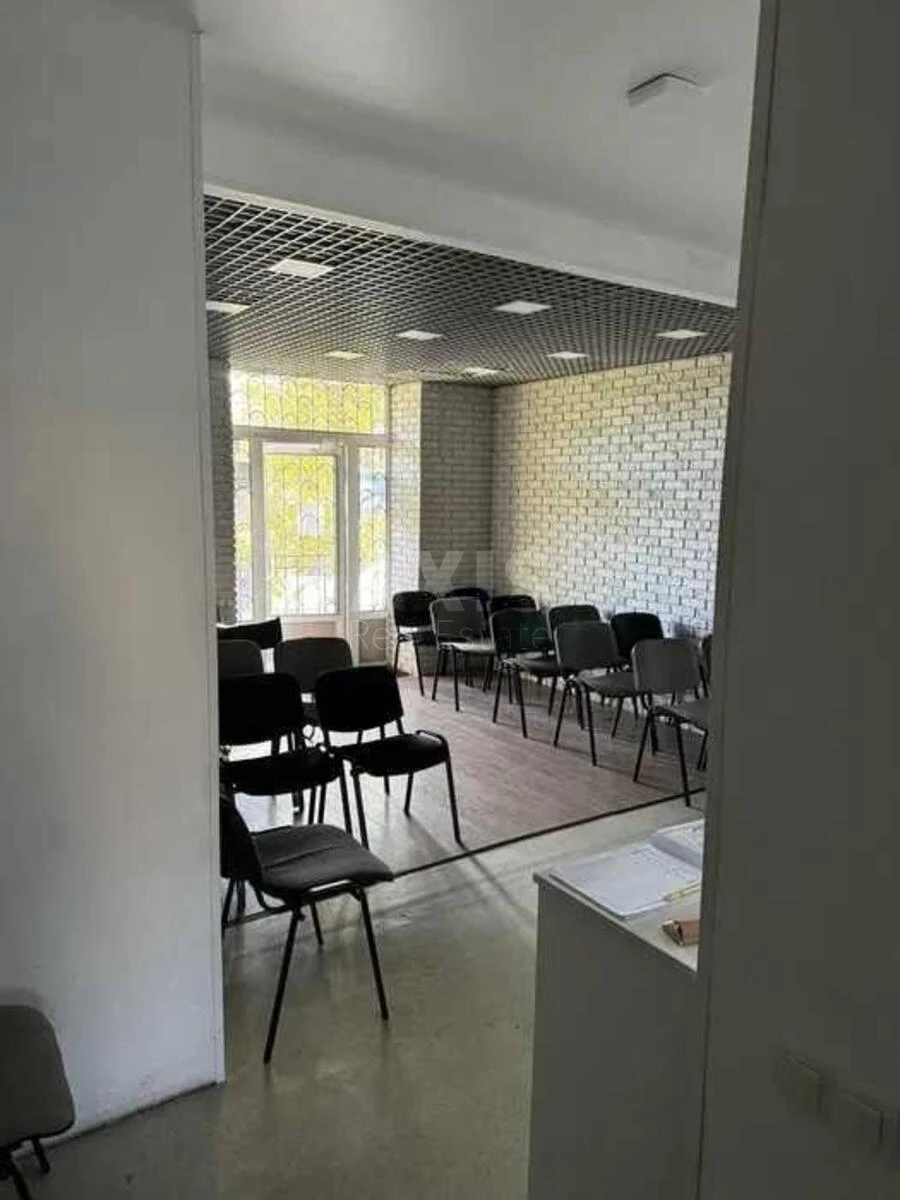 Office pr-t Golosii'vs'kyj 106/2, 75m2576802