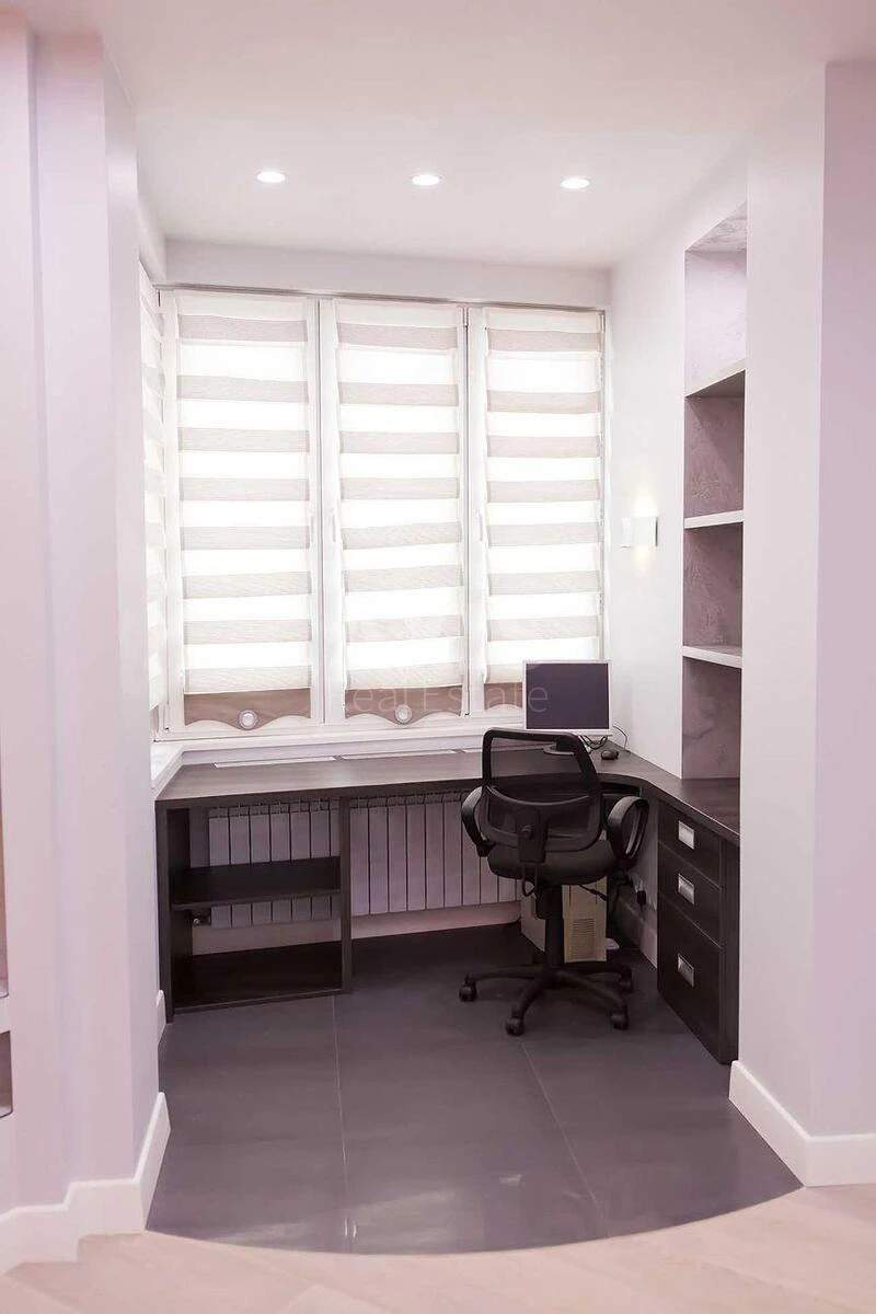 1k apartment bul. Lesi Ukrai'nky 7А666159