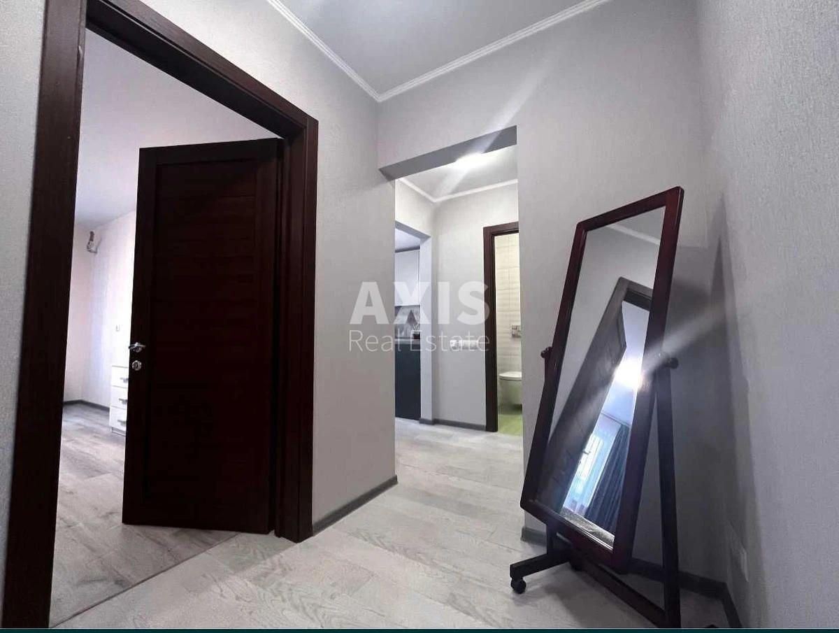 1k apartment vul. Dragomanova one thousand455457