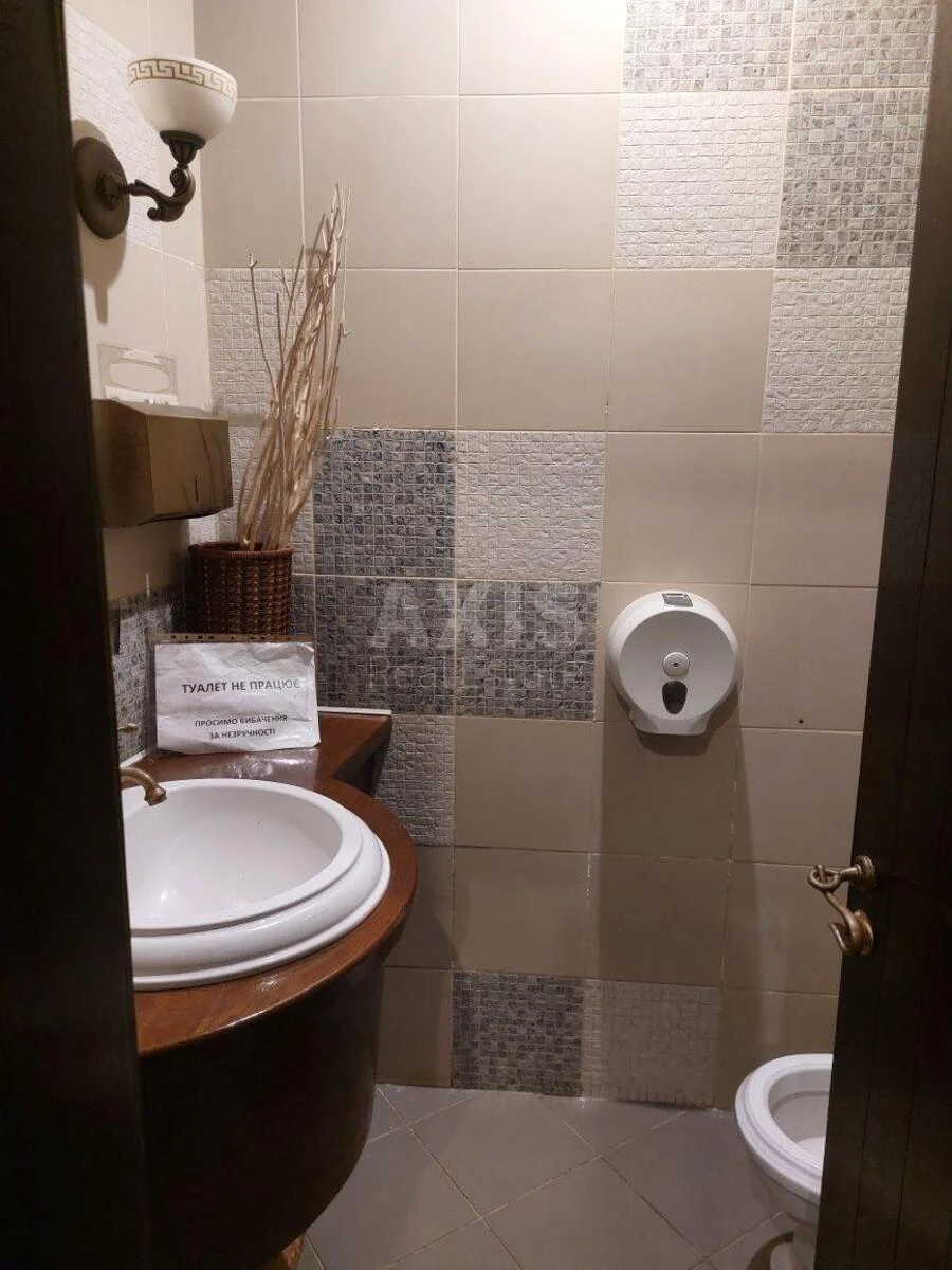 Trade object vul. Gogolivs'ka 39, 202m2600139