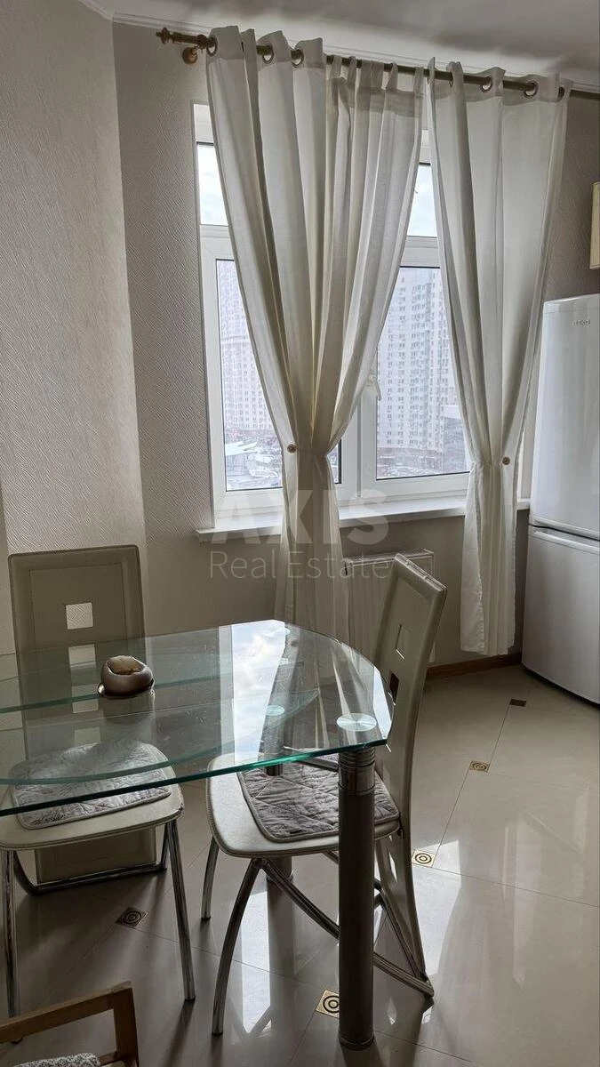 2к квартира ул. Мишуги Александра 2662651