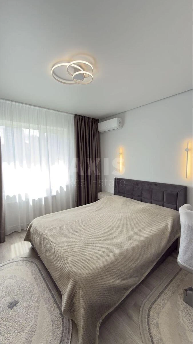2k apartment vul. Zdolbunivs'ka 3696336
