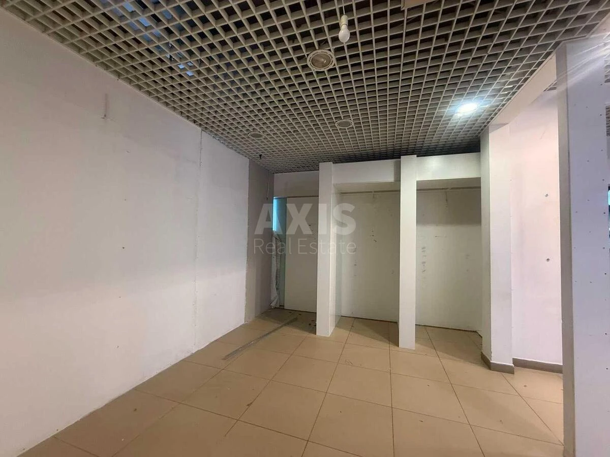 Trade object vul. Sverstjuka Jevgena 2, 81m2648815