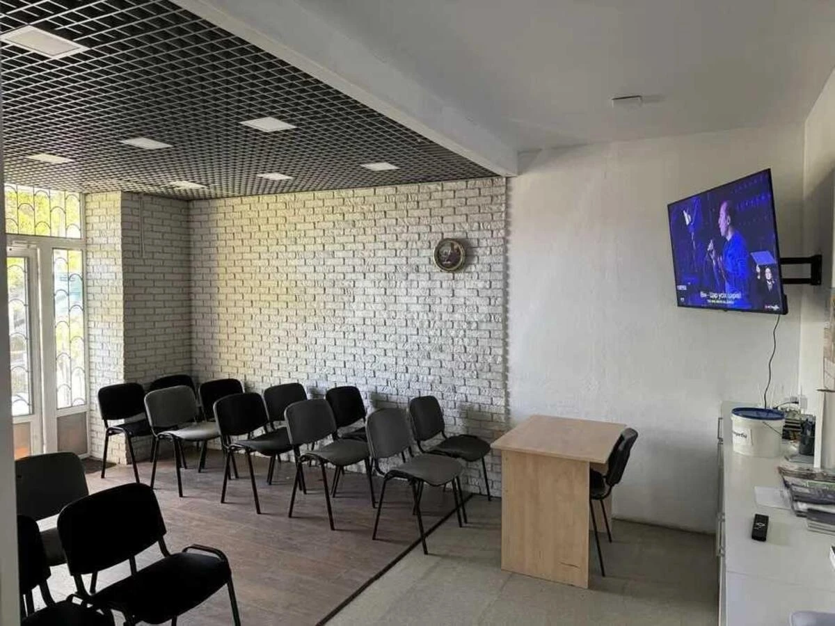 Office pr-t Golosii'vs'kyj 106/2, 75m257680