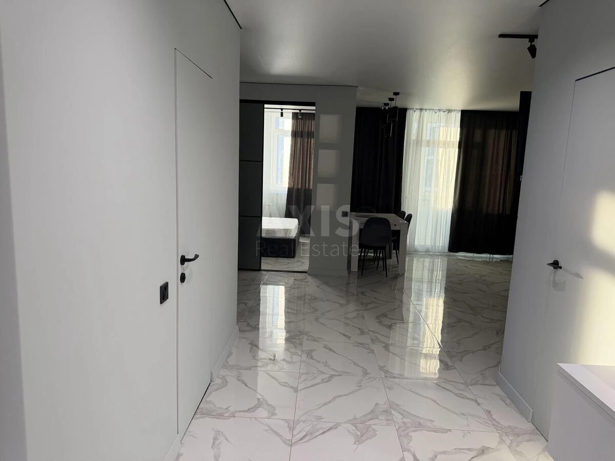 1k apartment pr-t Berestejskij 11Б712676