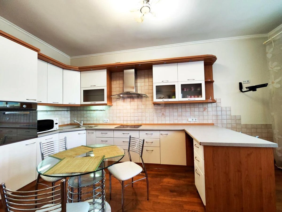 3k apartment vul. Bul'varno-Kudrjavs'ka 11А650411