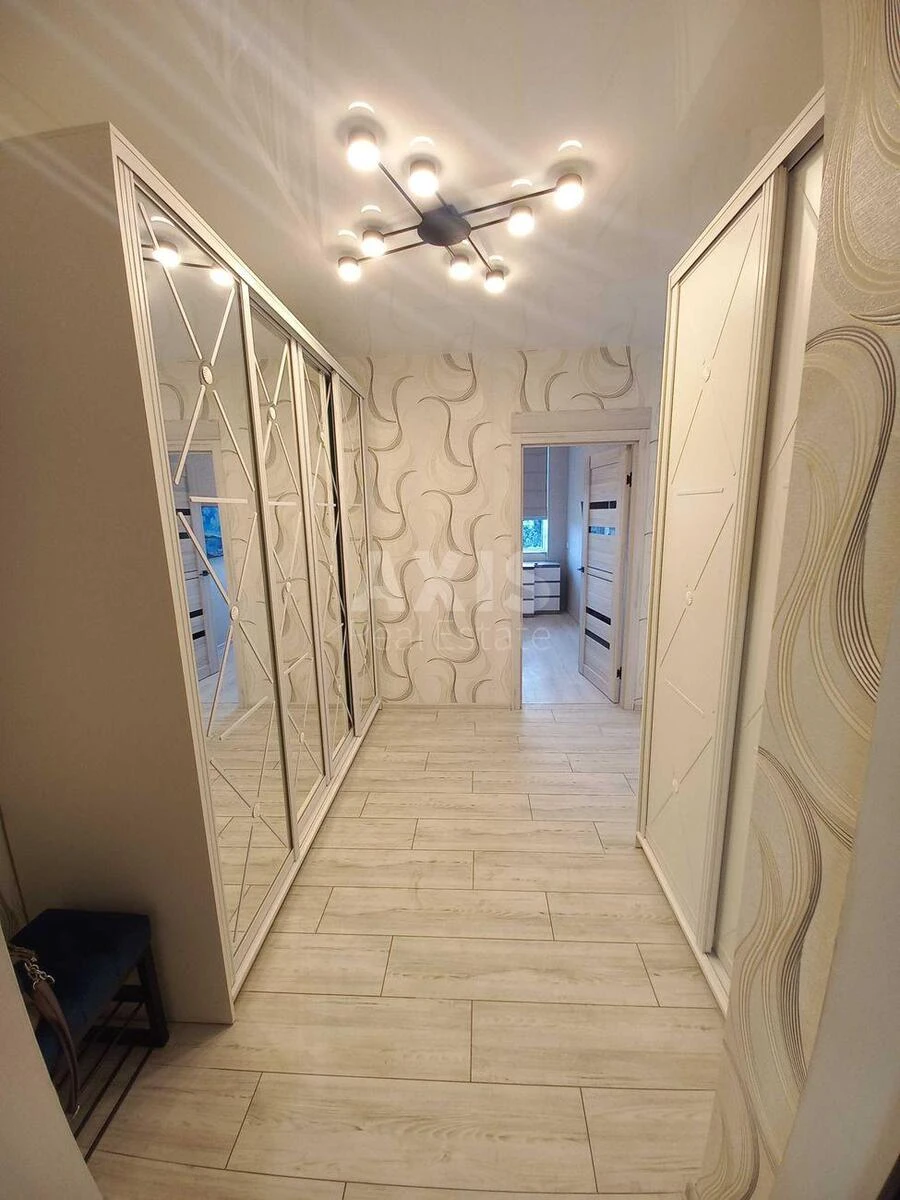 2k apartment vul. Brativ Chybinyeyevykh 8Г7176218