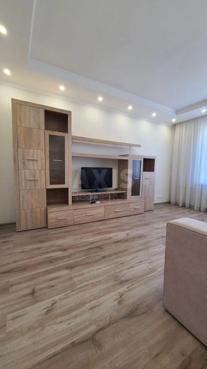 2к квартира ул. Бальзака Оноре де 8687314
