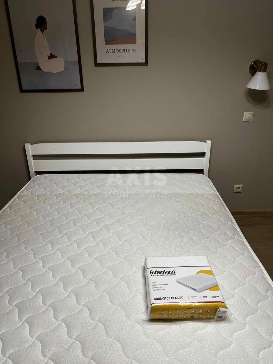 1k apartment vul. Revuc'kogo 40В652414