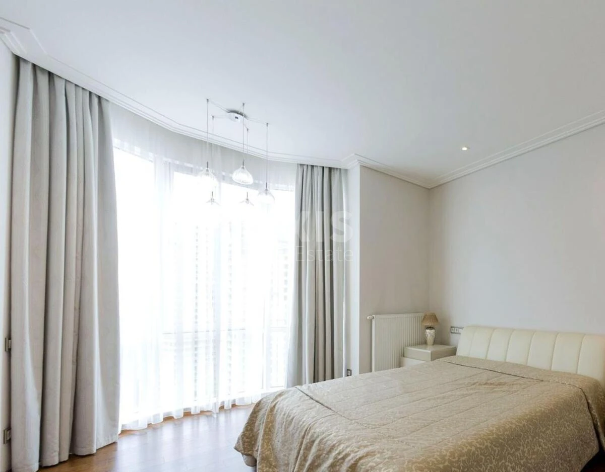 4k apartment vul. Laboratorna 66685210