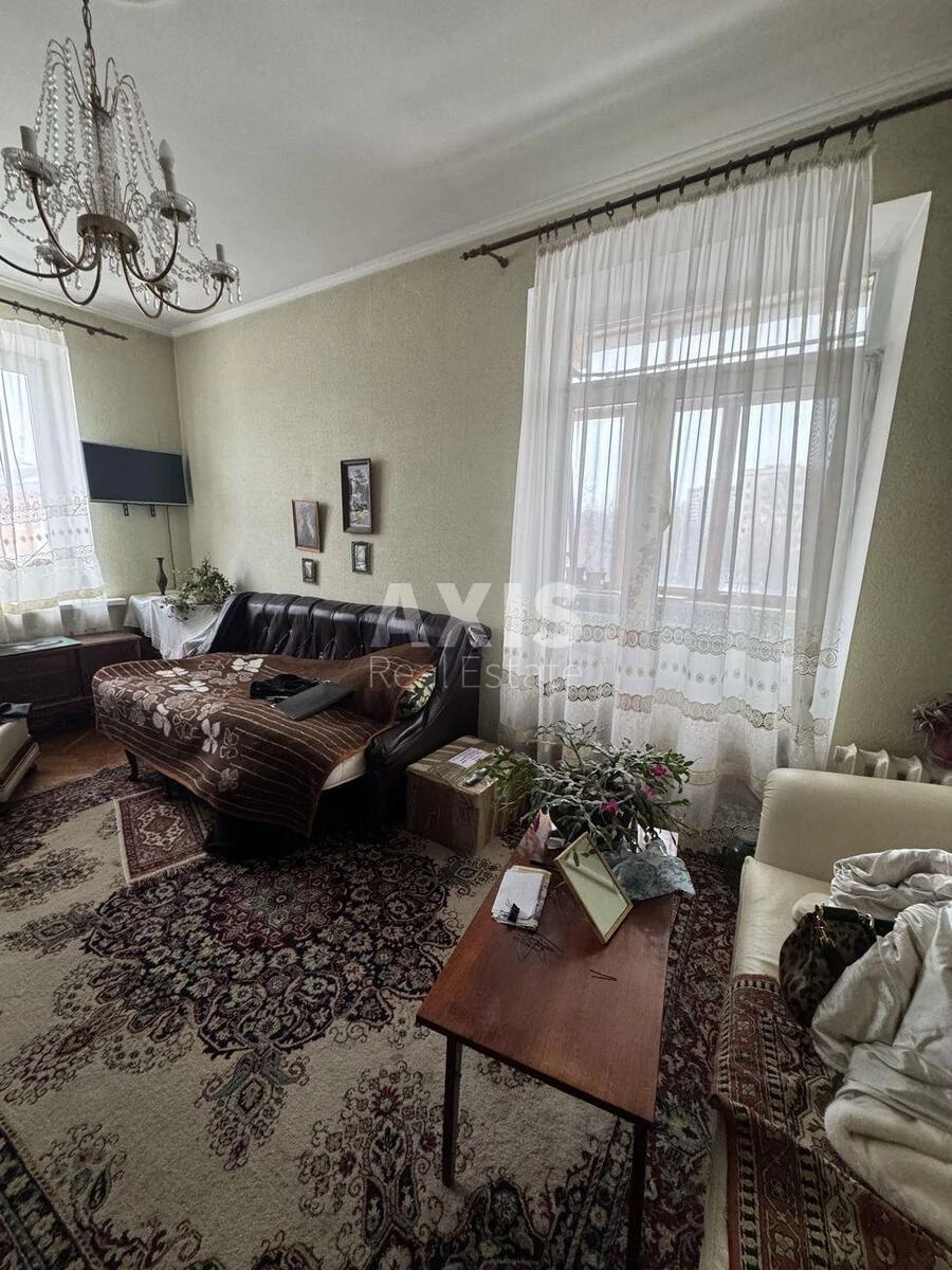2к квартира ул. Вышгородская 4660600