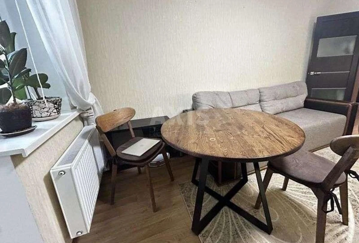 1k apartment pr-t Lobanovs'kogo 150А281527