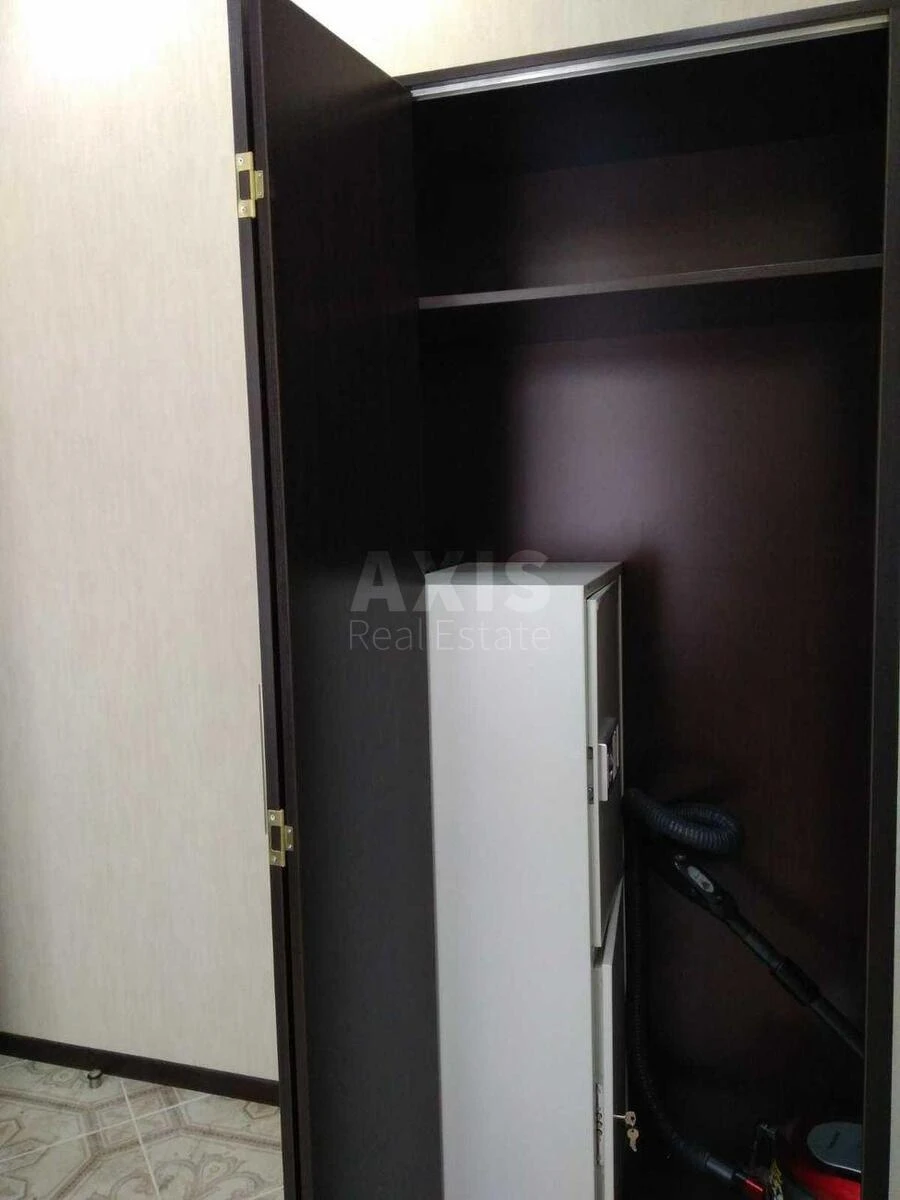 Office vul. Ljuterans'ka 3, 30m2599437