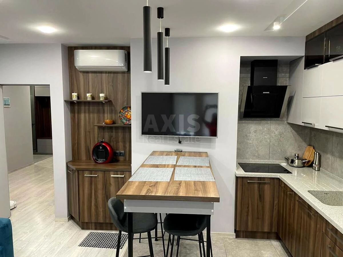 3k apartment vul. Lypkivs'kogo Vasylja Mytropolyta 3765785