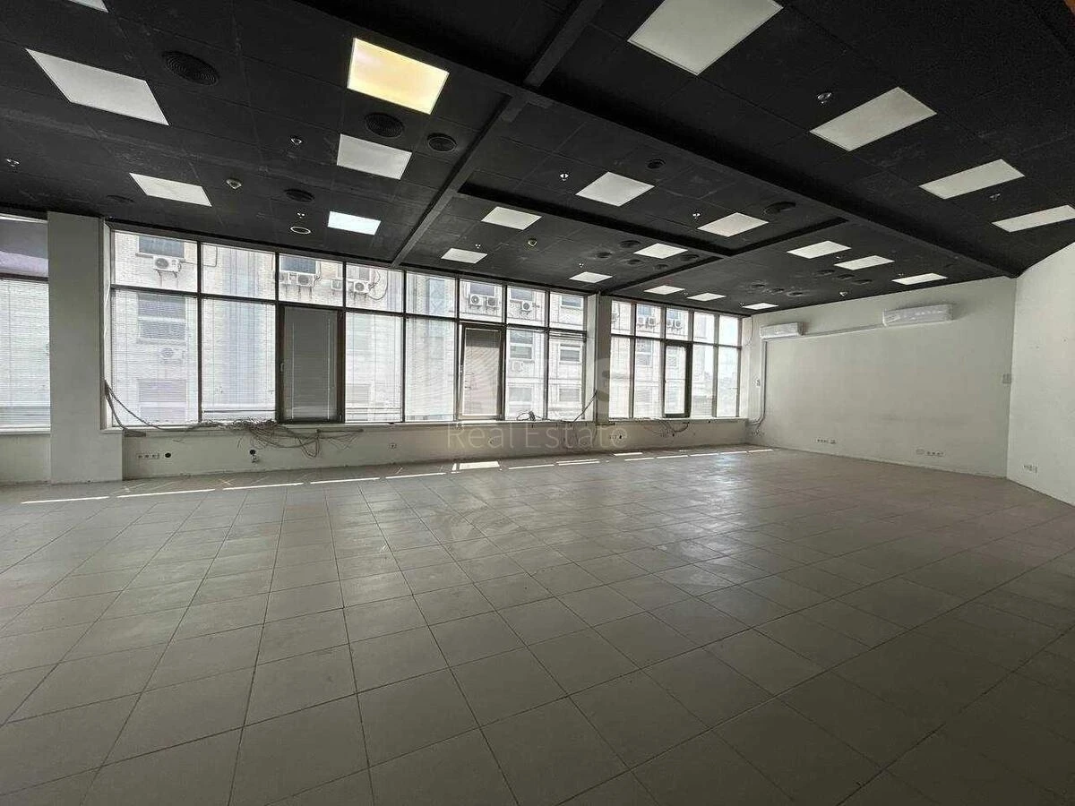 Office vul. Velyka Vasyl'kivs'ka 72, 357m27100316