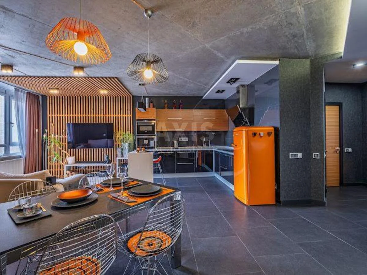 3k apartment vul. Golosii'vs'ka 13