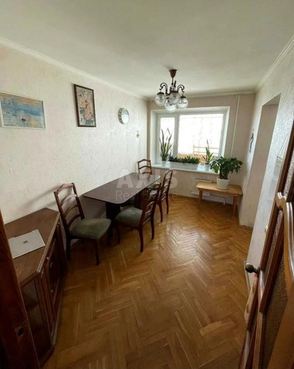 3k apartment vul. Levka Lukyanenka 13А676363
