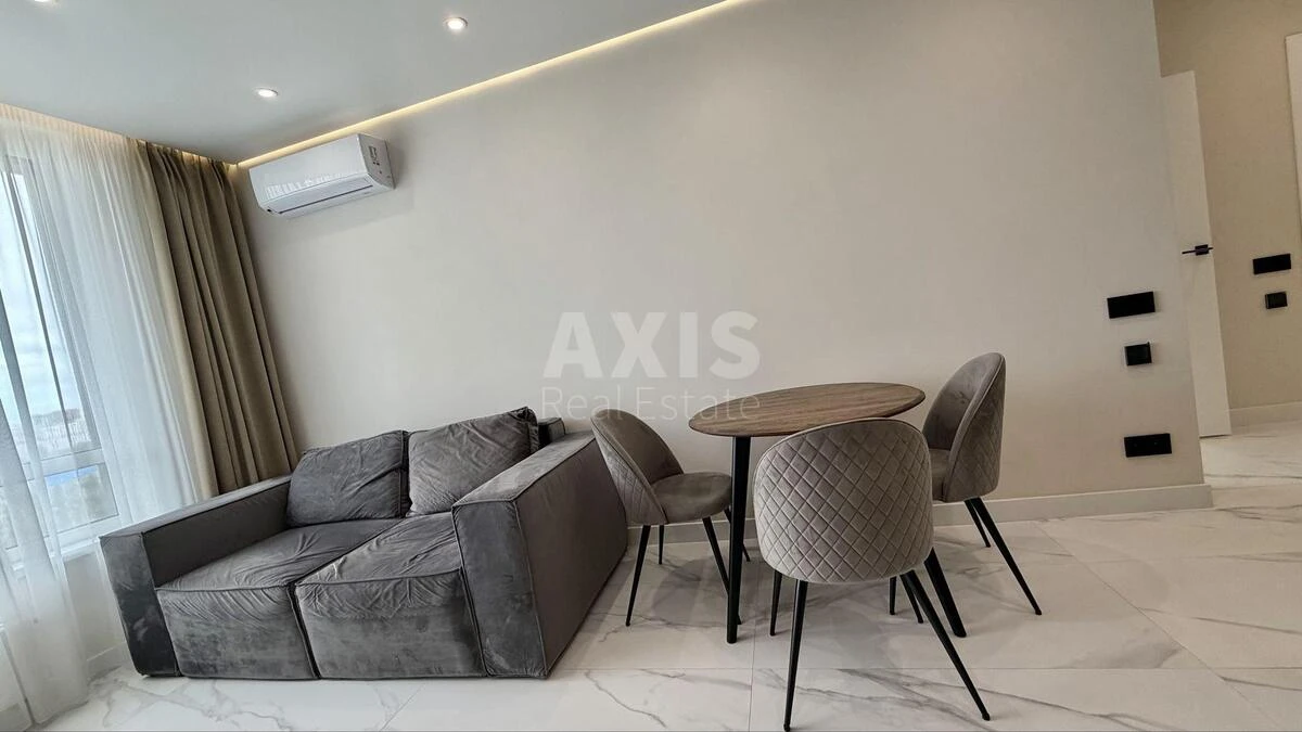 1k apartment vul. Prychal'na 12693102