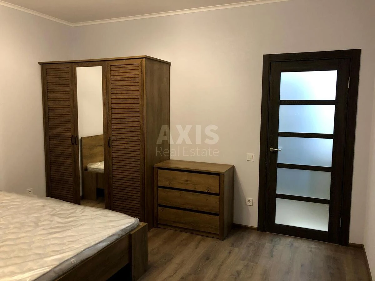 1k apartment pr-t Berestejskij 65А678545
