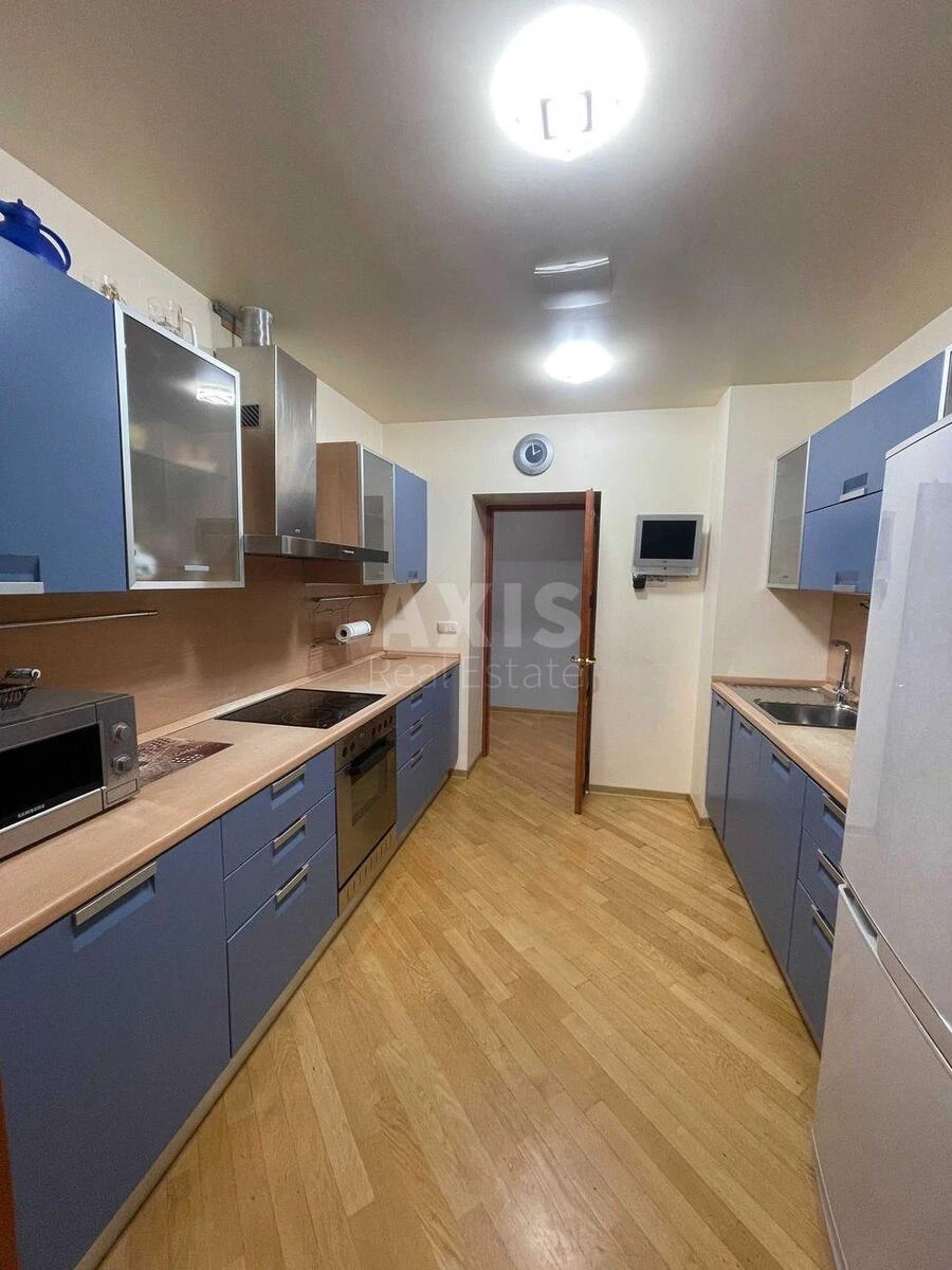 3k apartment pr-t Volodimira Іvasyuka 12Д64549