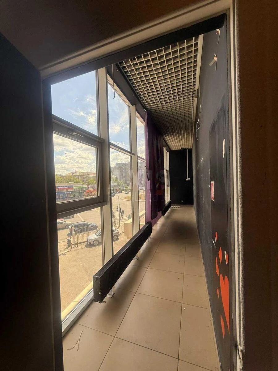 Trade object vul. Sverstjuka Jevgena 2, 81m2648816