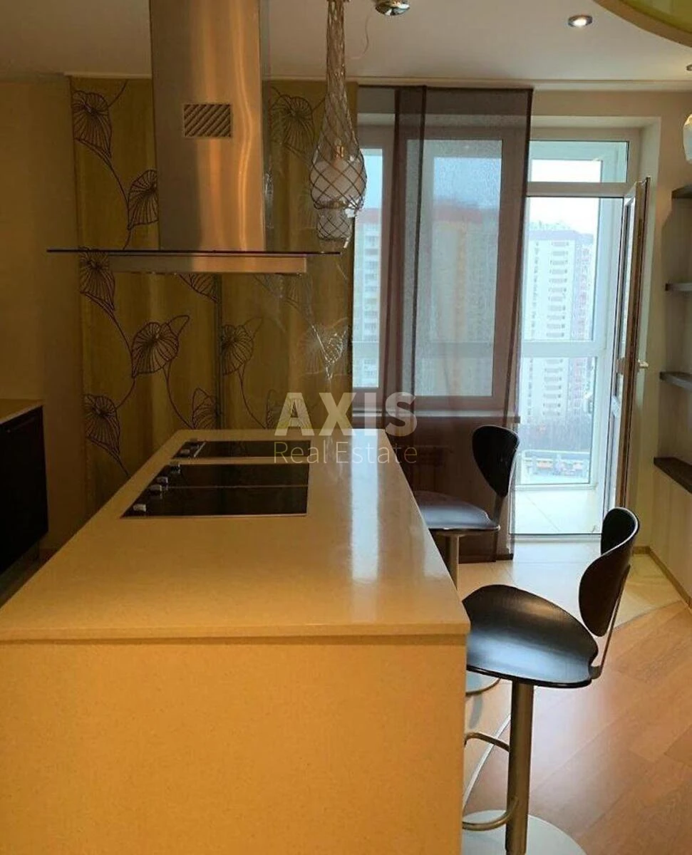 3k apartment vul. Urlivs'ka 11А568514