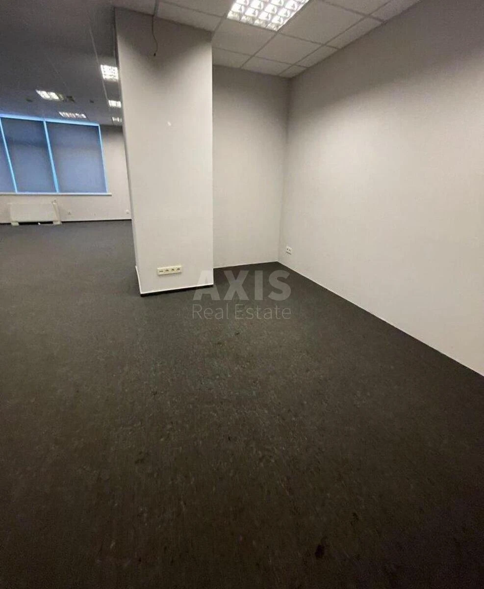 Office vul. Antonovycha 33В, 266m2652997